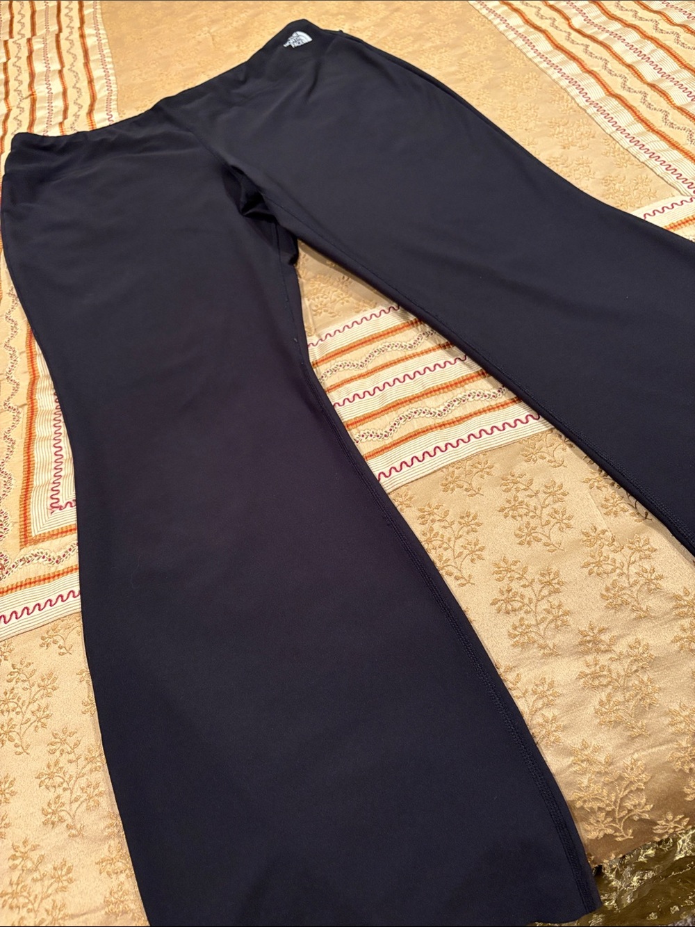 North Face Women's Black Flare Active Pants, Elastic Waist, Poly Blend, XL